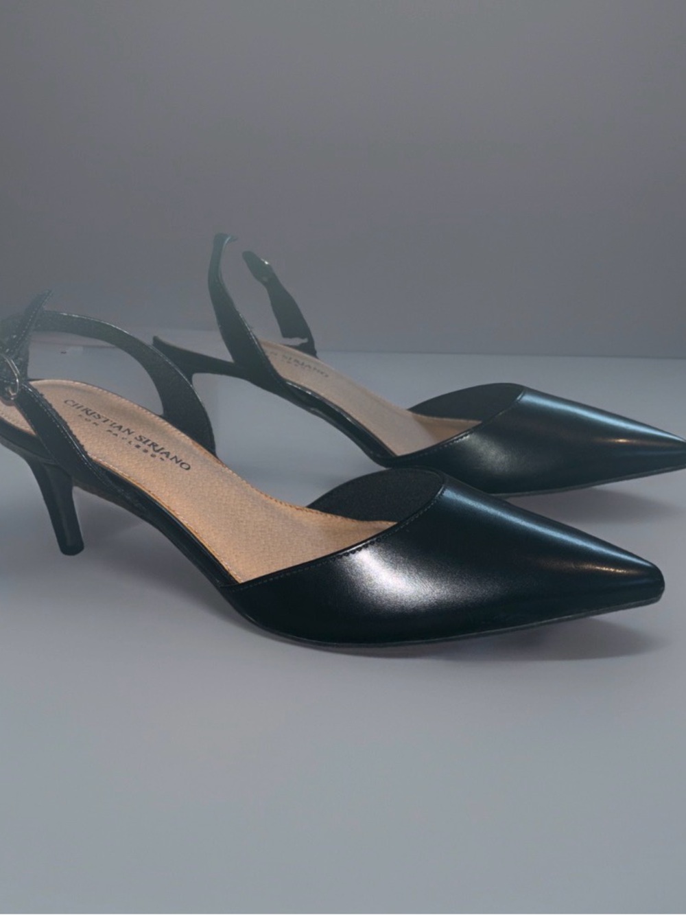 Stylish Christian Siriano Black Pointed Toe Ankle-Strap mid heel NEW! Size 9